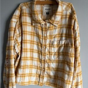 American Eagle Outfitters Yellow & White Plaid Button-Up Shacket